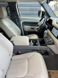 לנד רובר דיפנדר 4X4 110 SE400 SR אוט' 7 מק' 3.0 (400 כ"ס) בנזין 2022 למכ