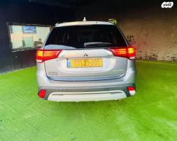 מיצובישי אאוטלנדר Instyle אוט' 7 מק' 2.0 (150 כ"ס) בנזין 2018 למכיר