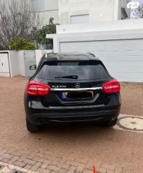 מרצדס GLA GLA200 Urban אוט' 1.6 (156 כ''ס) [2014-2017] בנזין 2015 למכירה בתל