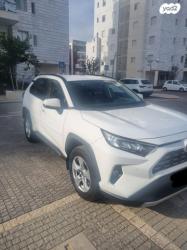 טויוטה RAV4 ארוך 4X2 Experience אוט' 2.0 (175 כ''ס) בנזין 2021 למכירה בר