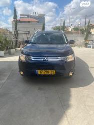 מיצובישי אאוטלנדר Instyle אוט' 5 מק' 2.0 (150 כ"ס) בנזין 2014 למכיר