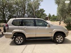 טויוטה לנד קרוזר ארוך 4X4 STD אוט' דיזל 8 מק' 3.0 (166 כ''ס) דיזל 2