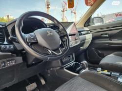מיצובישי אאוטלנדר Instyle אוט' 7 מק' 2.0 (150 כ"ס) בנזין 2020 למכיר