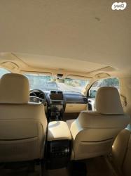 טויוטה לנד קרוזר ארוך 4X4 Luxury אוט' דיזל 7 מק' 2.8 (177 כ"ס) דיזל