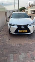 לקסוס UX UX250H Takumi אוט' 2.0 (152 כ''ס) בנזין 2022 למכירה בטבריה
