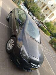 אופל אסטרה Berlina Enjoy סדאן אוט' 1.4 (140 כ"ס) בנזין 2016 למכירה בג