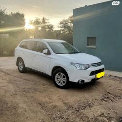 מיצובישי אאוטלנדר Instyle אוט' 7 מק' 2.0 (150 כ"ס) בנזין 2014 למכיר