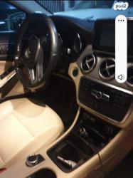 מרצדס GLA GLA200 Urban אוט' 1.6 (156 כ''ס) [2014-2017] בנזין 2014 למכירה ברא