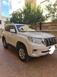 טויוטה לנד קרוזר קצר 4X4 Luxury SWB אוט' 3 דלתות דיזל 2.8 (204 כ''ס) 