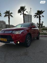 מיצובישי אאוטלנדר 4X4 Limited אוט' 7 דיזל מק' 2.3 (150 כ"ס) דיזל 2014
