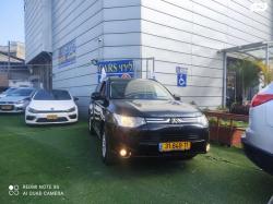 מיצובישי אאוטלנדר Instyle אוט' 7 מק' 2.0 (150 כ"ס) בנזין 2013 למכיר