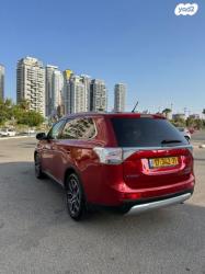 מיצובישי אאוטלנדר 4X4 Limited אוט' 7 דיזל מק' 2.3 (150 כ"ס) דיזל 2014