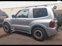 מיצובישי פג'רו קצר 4X4 GLS אוט' דיזל 5 מק' 3.2 (160 כ''ס) דיזל 2004 ל