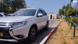 מיצובישי אאוטלנדר 4X4 Elite אוט' 7 מק' 2.0 (150 כ"ס) [2015 ואילך] בנז
