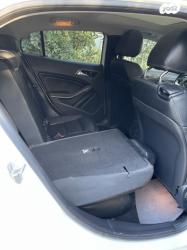 מרצדס GLA GLA200 Urban אוט' 1.6 (156 כ''ס) [2014-2017] בנזין 2015 למכירה ברא