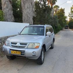 מיצובישי פג'רו ארוך 4X4 GLX אוט' דיזל 7 מק' 3.2 (160 כ''ס) דיזל 2006 