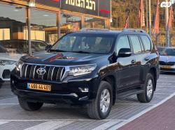 טויוטה לנד קרוזר ארוך 4X4 Select אוט' דיזל 7 מק' 2.8 (177 כ"ס) דיזל