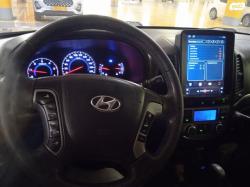 יונדאי סנטה פה 4X4 Luxury אוט' דיזל 7 מק' 2.2 (197 כ''ס) דיזל 2010 למכ