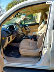 טויוטה לנד קרוזר ארוך 4X4 Luxury אוט' דיזל 5 מק' 2.8 (177 כ"ס) דיזל