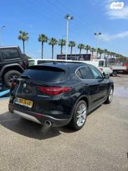 אלפא רומיאו סטלויו 4X4 First Edition אוט' 2.0 (280 כ''ס) בנזין 2018 למכ