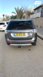 מיצובישי אאוטלנדר 4X4 Limited אוט' 7 דיזל מק' 2.3 (150 כ"ס) דיזל 2014