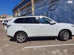 מיצובישי אאוטלנדר 4X4 Elite אוט' 7 מק' 2.0 (150 כ''ס) [2012-2015] בנזין 