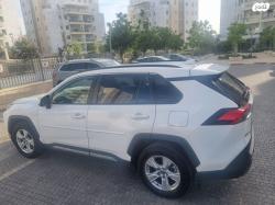 טויוטה RAV4 ארוך 4X2 Experience אוט' 2.0 (175 כ''ס) בנזין 2021 למכירה בר