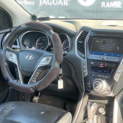 יונדאי סנטה פה 4X4 Premium אוט' בנזין 7 מק' 2.4 (192 כ"ס) בנזין 2015 ל