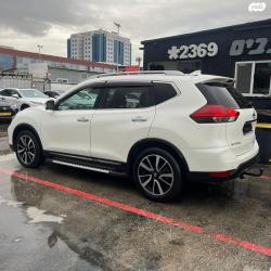 ניסאן אקס טרייל Tekna אוט' דיזל 7 מק' 1.6 (130 כ''ס) טורבו דיזל 201