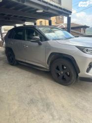 טויוטה RAV4 הייבריד E-motion Sky הייבריד אוט' 2.5 (178 כ''ס) בנזין 202