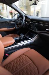 אאודי RSQ8 4X4 אוט' 4.0 (591 כ"ס) בנזין 2022 למכירה בהרצליה