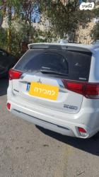 מיצובישי אאוטלנדר PHEV 4X4 Luxury הייבריד אוט' 5 מק' 2.4 (135 כ''ס) ה