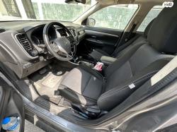 מיצובישי אאוטלנדר Instyle אוט' 7 מק' 2.0 (150 כ"ס) בנזין 2017 למכיר