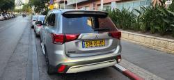 מיצובישי אאוטלנדר 4X4 Elite אוט' 7 מק' 2.0 (150 כ"ס) [2015 ואילך] בנז