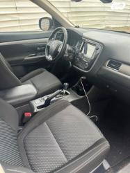 מיצובישי אאוטלנדר Instyle אוט' 7 מק' 2.0 (150 כ"ס) בנזין 2016 למכיר