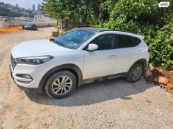 יונדאי טוסון Panoramic אוט' בנזין 2.0 (155 כ"ס) בנזין 2018 למכירה ב