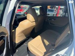 טויוטה RAV4 הייבריד 4X4 E-xclusive הייבריד אוט' 2.5 (178 כ''ס) בנזין 2