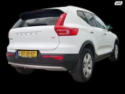 וולוו XC40 T4 Momentum אוט' 2.0 (190 כ''ס) בנזין 2019 למכירה ב