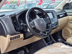 מיצובישי אאוטלנדר 4X4 Elite אוט' 7 מק' 2.0 (150 כ"ס) [2015 ואילך] בנז
