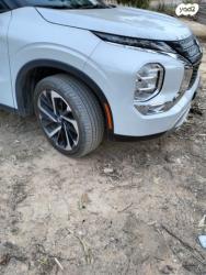 מיצובישי אאוטלנדר Premium אוט' 7 מק' 2.5 (181 כ"ס) בנזין 2022 למכיר