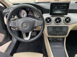 מרצדס GLA GLA200 Urban אוט' 1.6 (156 כ''ס) [2014-2017] בנזין 2016 למכירה בתל