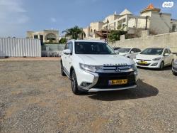 מיצובישי אאוטלנדר 4X4 Elite אוט' 7 מק' 2.0 (150 כ"ס) [2015 ואילך] בנז