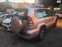 טויוטה לנד קרוזר ארוך 4X4 STD אוט' דיזל 8 מק' 3.0 (173 כ''ס) דיזל 2