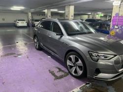 אאודי E-tron 4X4 Advanced Premium אוט' חשמלי (408 כ''ס) חשמלי 2019 למכירה 