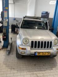 ג'יפ / Jeep ליברטי (עד 2013) 4X4 Limited אוט' 3.7 (211 כ''ס) [2002-2004] בנזין 