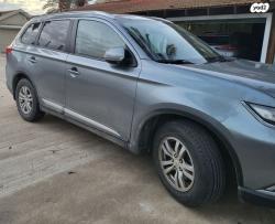 מיצובישי אאוטלנדר Instyle אוט' 7 מק' 2.0 (150 כ"ס) בנזין 2015 למכיר