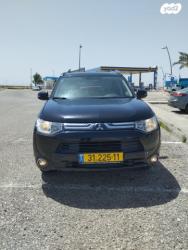 מיצובישי אאוטלנדר Instyle אוט' 7 מק' 2.0 (150 כ"ס) בנזין 2013 למכיר