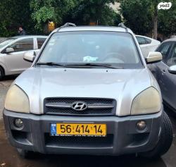 יונדאי טוסון 4X4 GLS אוט' דיזל 2.0 (112 כ''ס) דיזל 2006 למכירה בתל 