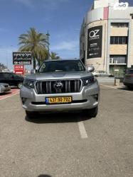 טויוטה לנד קרוזר ארוך Sahara אוט' 7 מק' דיזל 5 דל' 2.8 (204 כ"ס) די