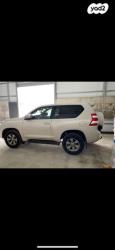 טויוטה לנד קרוזר קצר 4X4 Luxury אוט' דיזל 2.8 (177 כ"ס) דיזל 2018 למ